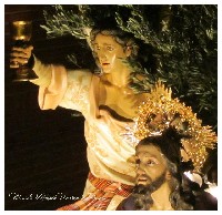 644268_465595920176464_1825453585_n